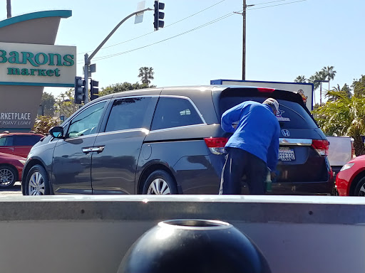 Oil Change Service «GENIE CAR WASH & LUBE - W POINT LOM», reviews and photos, 3949 W Point Loma Blvd, San Diego, CA 92110, USA