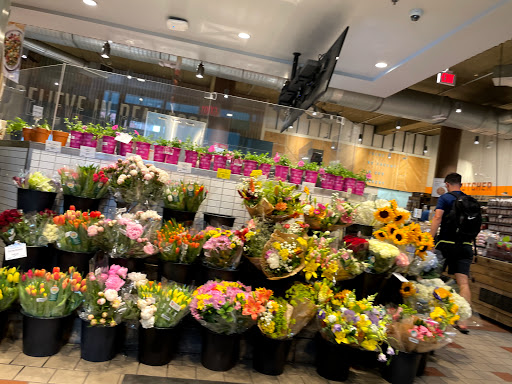 Grocery Store «Whole Foods Market», reviews and photos, 929 South St, Philadelphia, PA 19147, USA