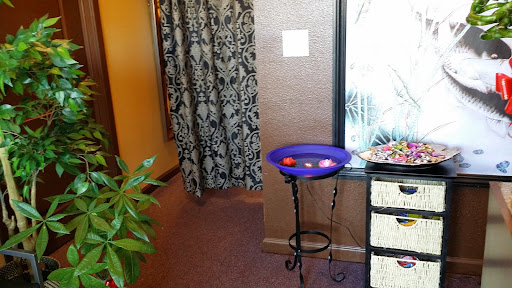 Day Spa «Lotus Blossom Spa and Body Massage», reviews and photos, 3550 San Pablo Dam Rd, El Sobrante, CA 94803, USA