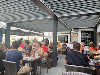 Atmosphère du Restaurant Le Bistrot du Port Meschers à Meschers-sur-Gironde - n°18