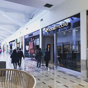 Cell Phone Store «Boost Mobile Store by Unlimited Mobile», reviews and photos, 11700 Princeton Pike, Cincinnati, OH 45246, USA