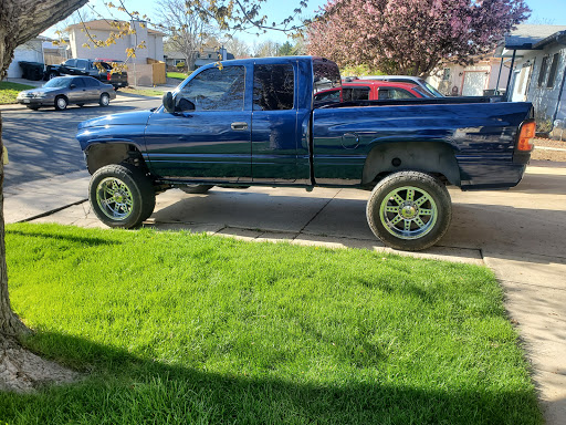 Auto Body Shop «Maaco Collision Repair & Auto Painting», reviews and photos, 1901 Leroy Dr d, Northglenn, CO 80233, USA