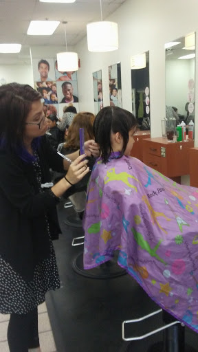 Hair Salon «Hair Cuttery», reviews and photos, 5637 Stone Rd Unit 14, Centreville, VA 20120, USA