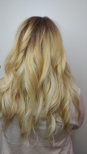 Beauty Salon «Kelz Beauty & Barbering», reviews and photos, 3121 NE Sandy Blvd, Portland, OR 97232, USA