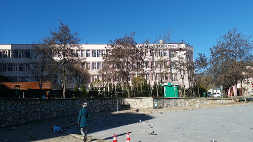 Edebiyat Fakültesi