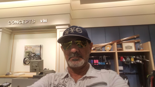 Department Store «Von Maur», reviews and photos, 2 Fountain Grass Dr, Lake St Louis, MO 63367, USA