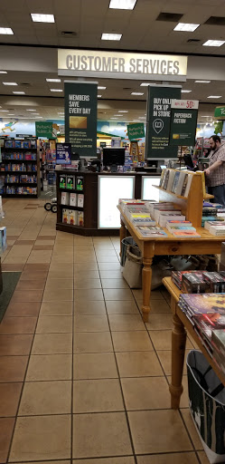 Book Store «Barnes & Noble», reviews and photos, 18025 Garden Way NE, Woodinville, WA 98072, USA