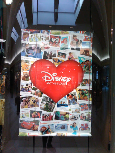 Toy Store «Disney Store», reviews and photos, 4125 S Cleveland Ave, Fort Myers, FL 33901, USA
