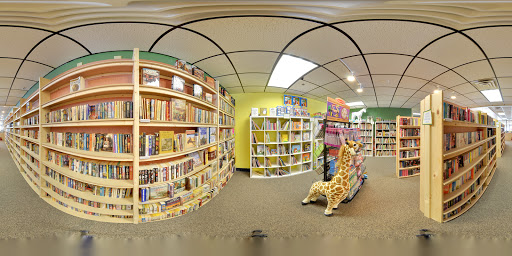 Book Store «Walls of Books», reviews and photos, 7739 Tylers Pl Blvd, West Chester Township, OH 45069, USA