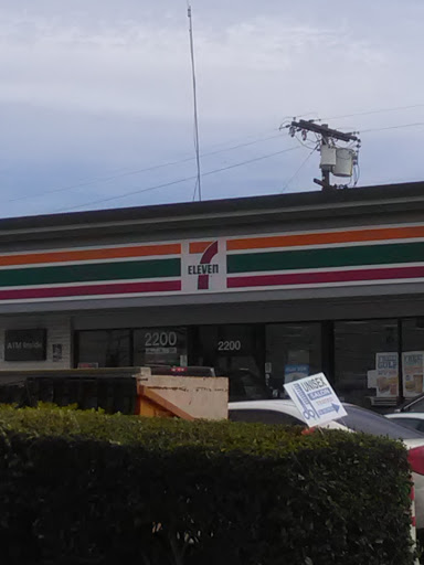 7-Eleven, 2200 Marine Ave, Gardena, CA 90249, USA, 