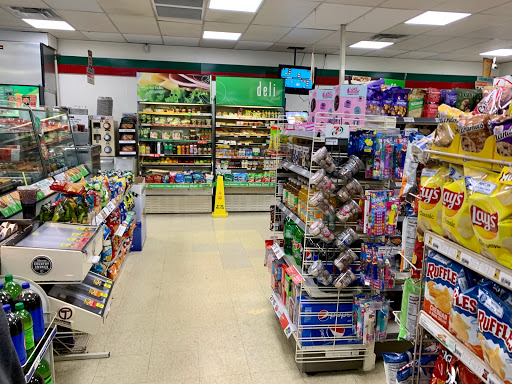 Convenience Store «7-Eleven», reviews and photos, 901 SW Baker St, McMinnville, OR 97128, USA