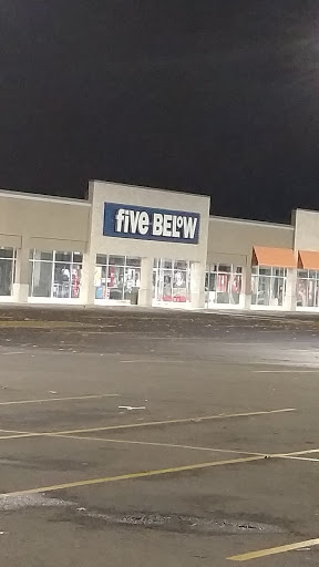 Variety Store «Five Below», reviews and photos, 8317 E Twelve Mile Rd, Warren, MI 48093, USA