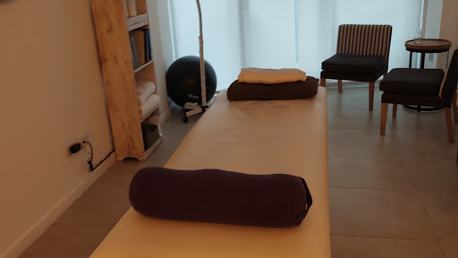 Masaje Profesional y Masaje Deportivo - Sports Massage con Tecnicas de Quiropraxia y Osteopatía.