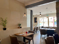 Atmosphère du Restaurant français Restaurant des Halles à Houlgate - n°12