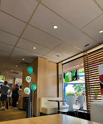 Photo n°84 de McDonald's à Onet-le-Château ()