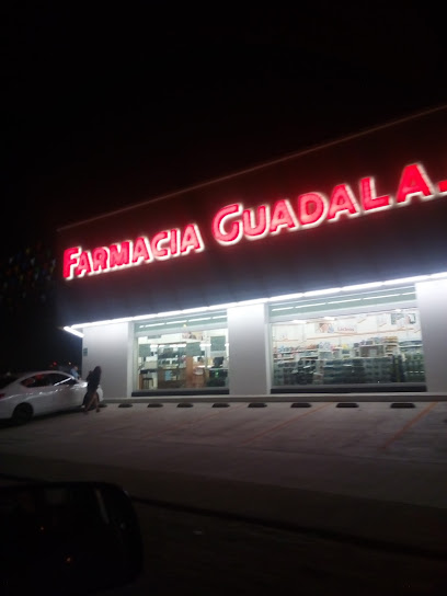 Farmacia Guadalajara Av. San Martin 959, Fracc, Parques De La Victoria, 45638 San Pedro Tlaquepaque, Jal. Mexico