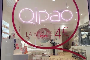 QIPAO image