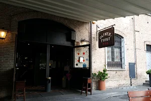 Oliver Twist Pub image