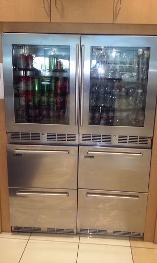 Car Dealer «Cavender Buick GMC West», reviews and photos, 7400 TX-1604 Loop, San Antonio, TX 78254, USA