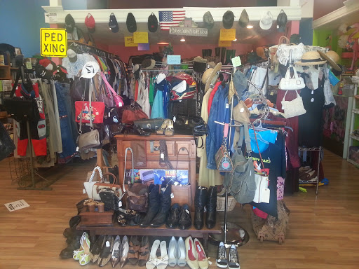 Thrift Store «Green Bean Thrift Store», reviews and photos, 2500 Florida A1A, Indialantic, FL 32903, USA