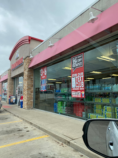 Gas Station «Thorntons», reviews and photos, 7301 Kingsgate Way, West Chester Township, OH 45069, USA