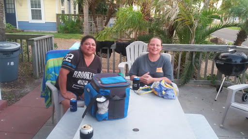 Indoor Lodging «Little Bay Club», reviews and photos, 1801 Broadway St, Rockport, TX 78382, USA