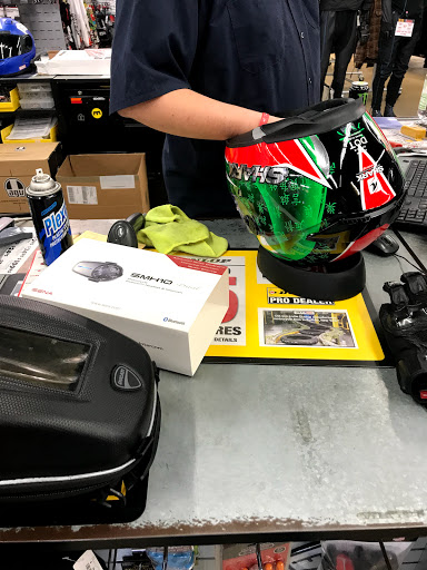 Motorcycle Parts Store «Cycle Gear», reviews and photos, 1424 Airport Fwy, Bedford, TX 76022, USA
