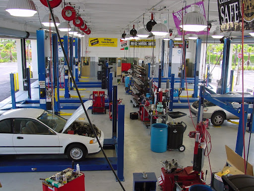 Auto Repair Shop «Meineke Car Care Center», reviews and photos, 2629 Weston Rd, Weston, FL 33331, USA