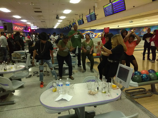 Bowling Alley «Brunswick Zone Lilburn Lanes», reviews and photos, 3835 Lawrenceville Hwy, Lawrenceville, GA 30044, USA