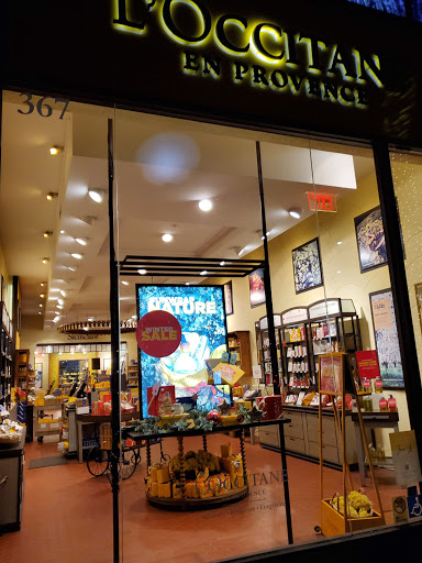 Jewelry Store «Cartier», reviews and photos, 370 N Rodeo Dr, Beverly Hills, CA 90210, USA