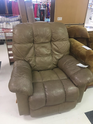 Thrift Store «Goodwill - University», reviews and photos