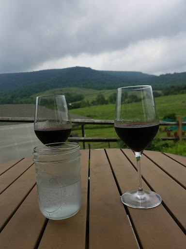 Vineyard «Glen Manor Vineyards», reviews and photos, 2244 Browntown Rd, Front Royal, VA 22630, USA