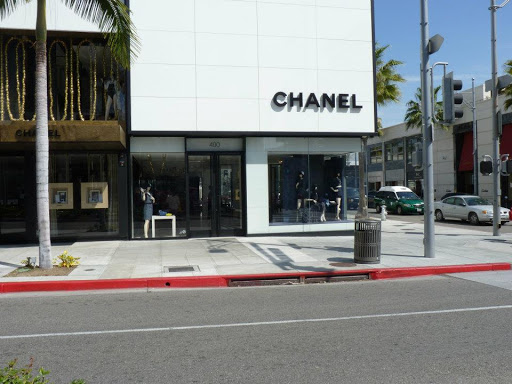 Clothing Store «Chanel Fine Jewelry Boutique», reviews and photos, 400 N Rodeo Dr, Beverly Hills, CA 90210, USA