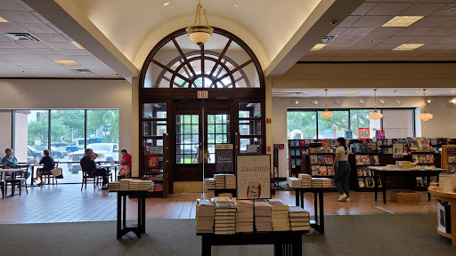 Book Store «Barnes & Noble», reviews and photos, 11802 Dale Mabry Hwy, Tampa, FL 33618, USA