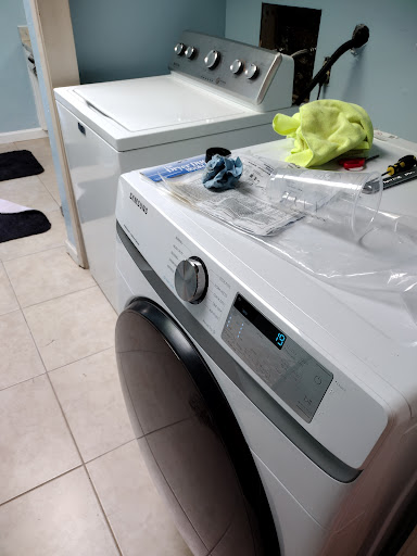 Appliance Store «Sears Outlet», reviews and photos, 2401 S Vineyard Ave, Ontario, CA 91761, USA