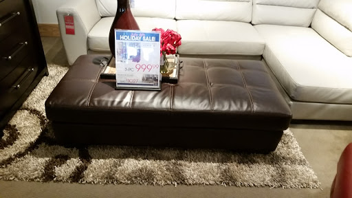 Furniture Store «Rooms To Go Furniture Store - Daytona Beach», reviews and photos, 2375 W International Speedway Blvd, Daytona Beach, FL 32114, USA