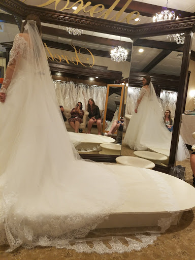 Bridal Shop «Sorelle Bridal Salon», reviews and photos, 1855 W Chestnut St, Washington, PA 15301, USA