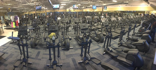 Gym «Powerhouse Gym Clinton Township 24/7», reviews and photos, 37095 S Gratiot Ave, Charter Twp of Clinton, MI 48036, USA