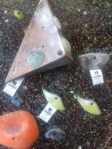 Rock Climbing Gym «Hangar 18 Indoor Climbing Gym - Mission Viejo», reviews and photos, 23812 Vía Fabricante A4, Mission Viejo, CA 92691, USA