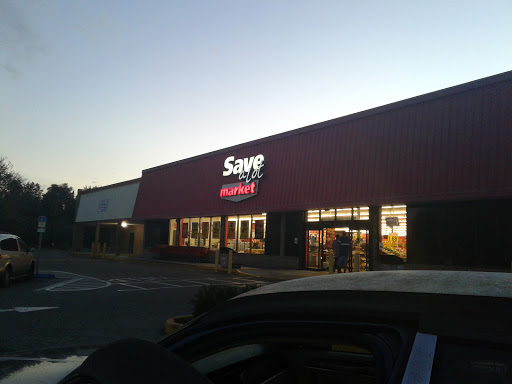 Shopping Mall «Southside Shopping Center», reviews and photos, 1415 S 14th St, Leesburg, FL 34748, USA