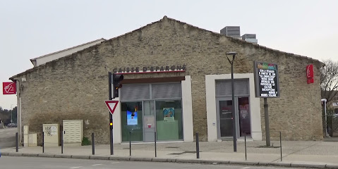 Photo du Banque Caisse d'Epargne Coustellet à Maubec