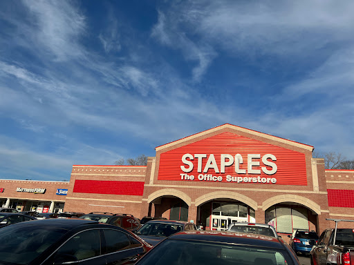 Office Supply Store «Staples», reviews and photos, 555 N Main St, Providence, RI 02904, USA