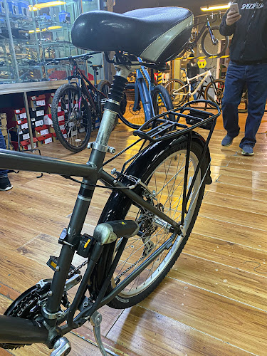Opiniones de Specialized - Altered Bikes en Las Condes - Tienda de bicicletas