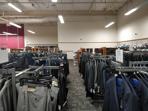 Clothing Store «Burlington Coat Factory», reviews and photos, 60 Newport Ave, Rumford, RI 02916, USA