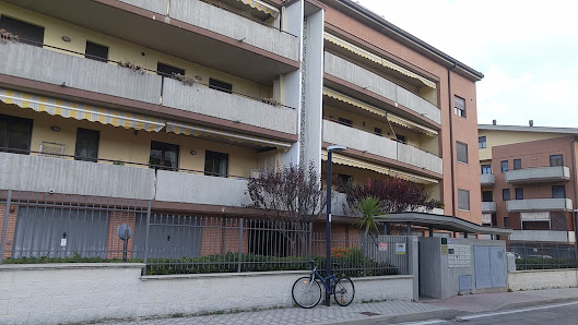 Marcheglgiani Antonio Dr. Via Aldo Moro, 18, 65013 Marina PE, Italia