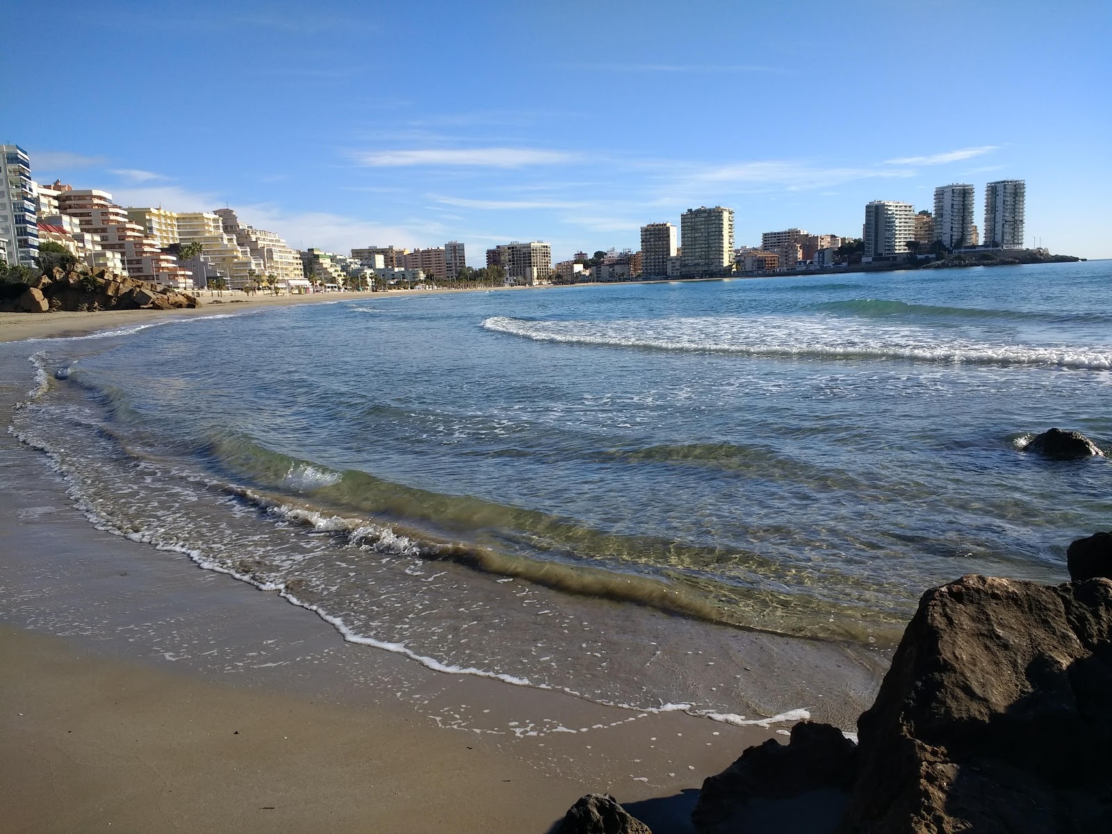 Cala de Oropesa'in fotoğrafı çok temiz temizlik seviyesi ile