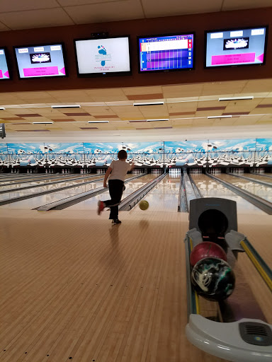 Bowling Alley «Thunder Alley XL & Big Thunder Mini Golf», reviews and photos, 1401 US-169, Grand Rapids, MN 55744, USA