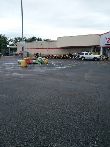 Home Improvement Store «Tractor Supply Co.», reviews and photos, 69080 M-66, Sturgis, MI 49091, USA