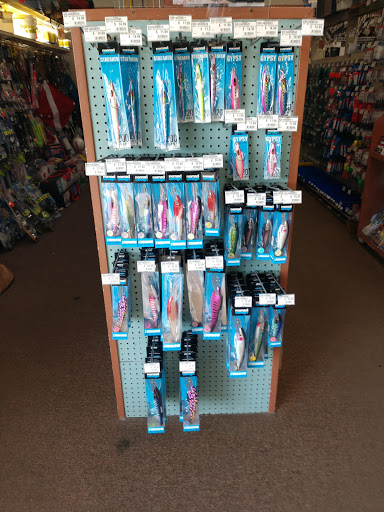 Sporting Goods Store «Half Hitch-Panama City Beach», reviews and photos, 2206 Thomas Dr, Panama City, FL 32408, USA