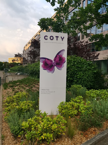 Coty Lancy Innovation Center - Geschäft